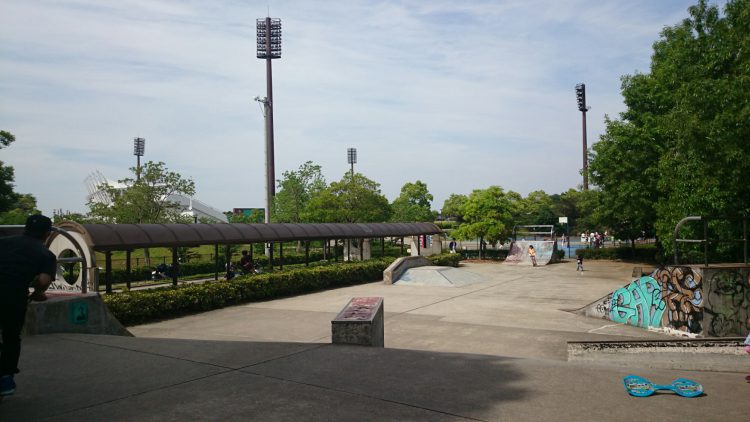 半田運動公園スケートパーク